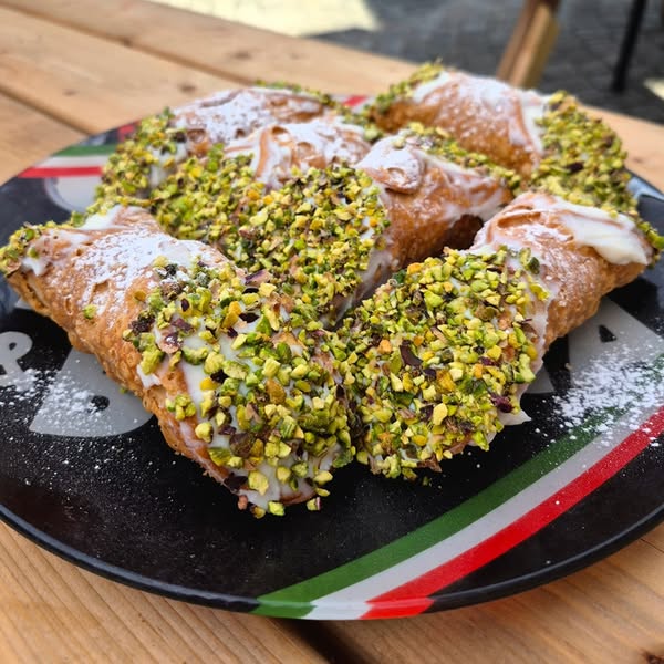 cannolo Siciliano